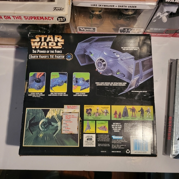1997 Star Wars Power of the Force Darth Vader's TIE Fighter W. Box Kenner - Picture 2 of 8